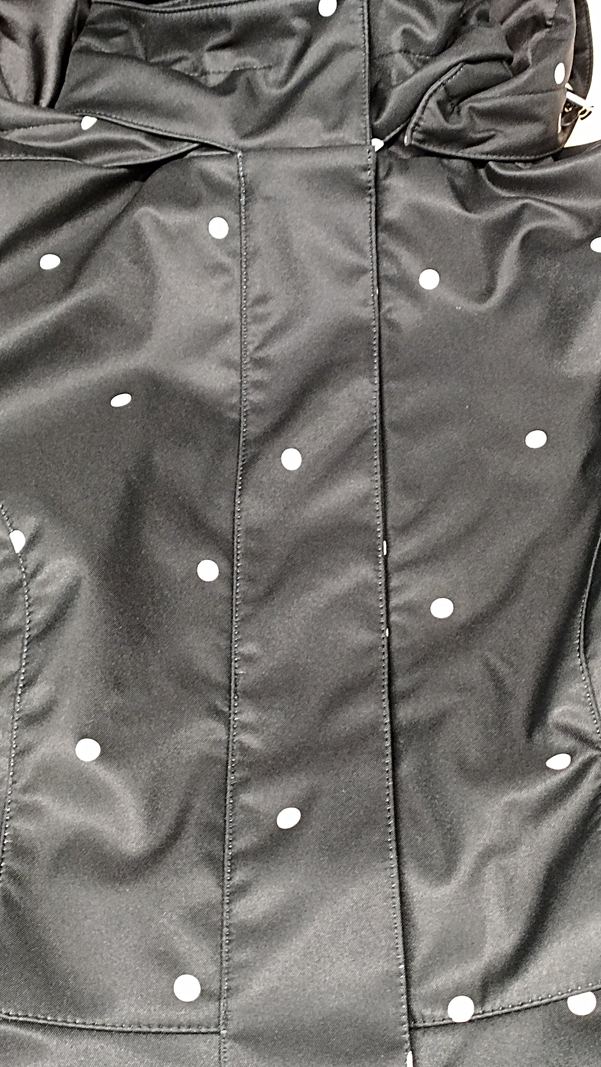'Timeless Polka Dots' coat in size S tall (with imperfection)