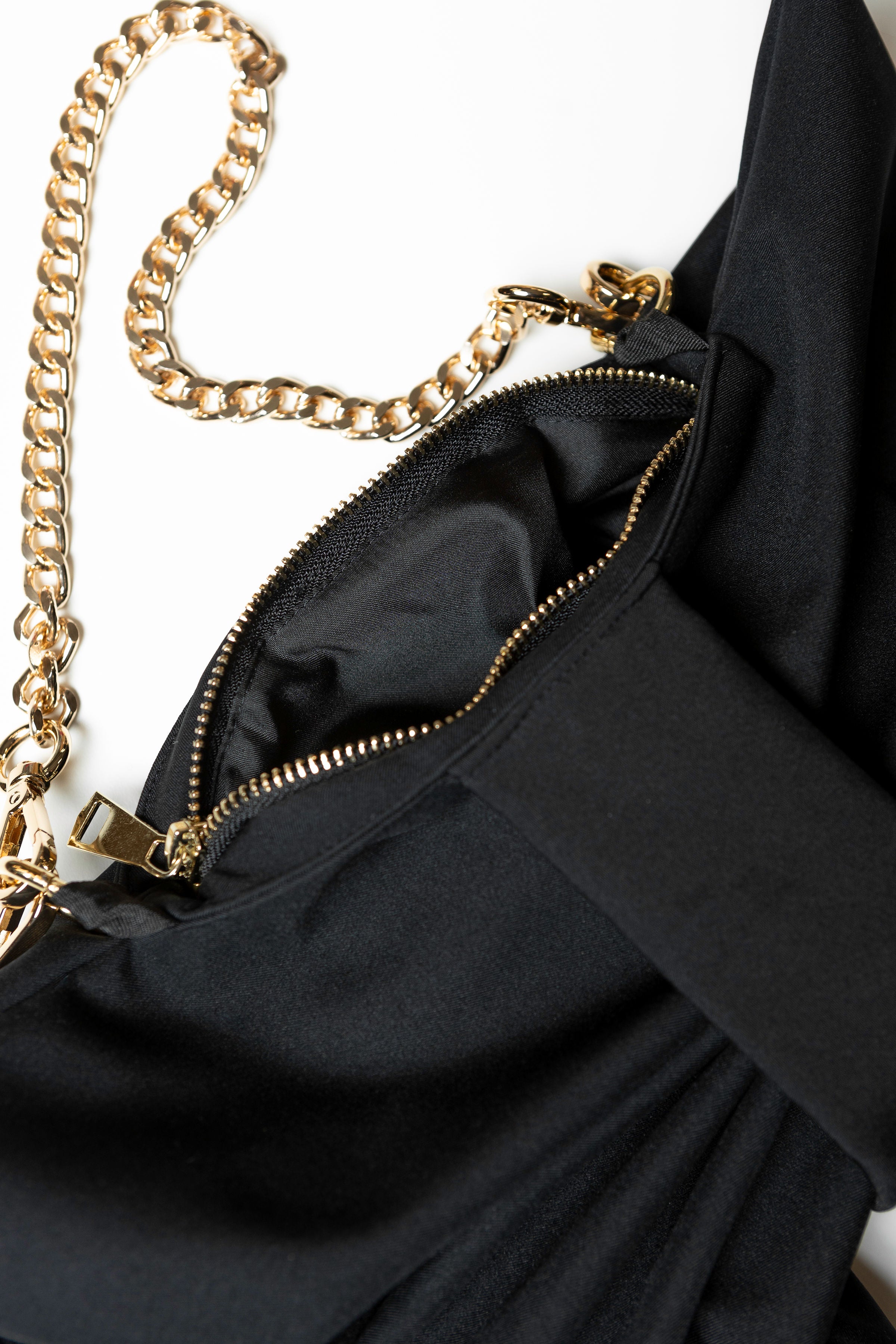 Bow Clutch Purse in Black
