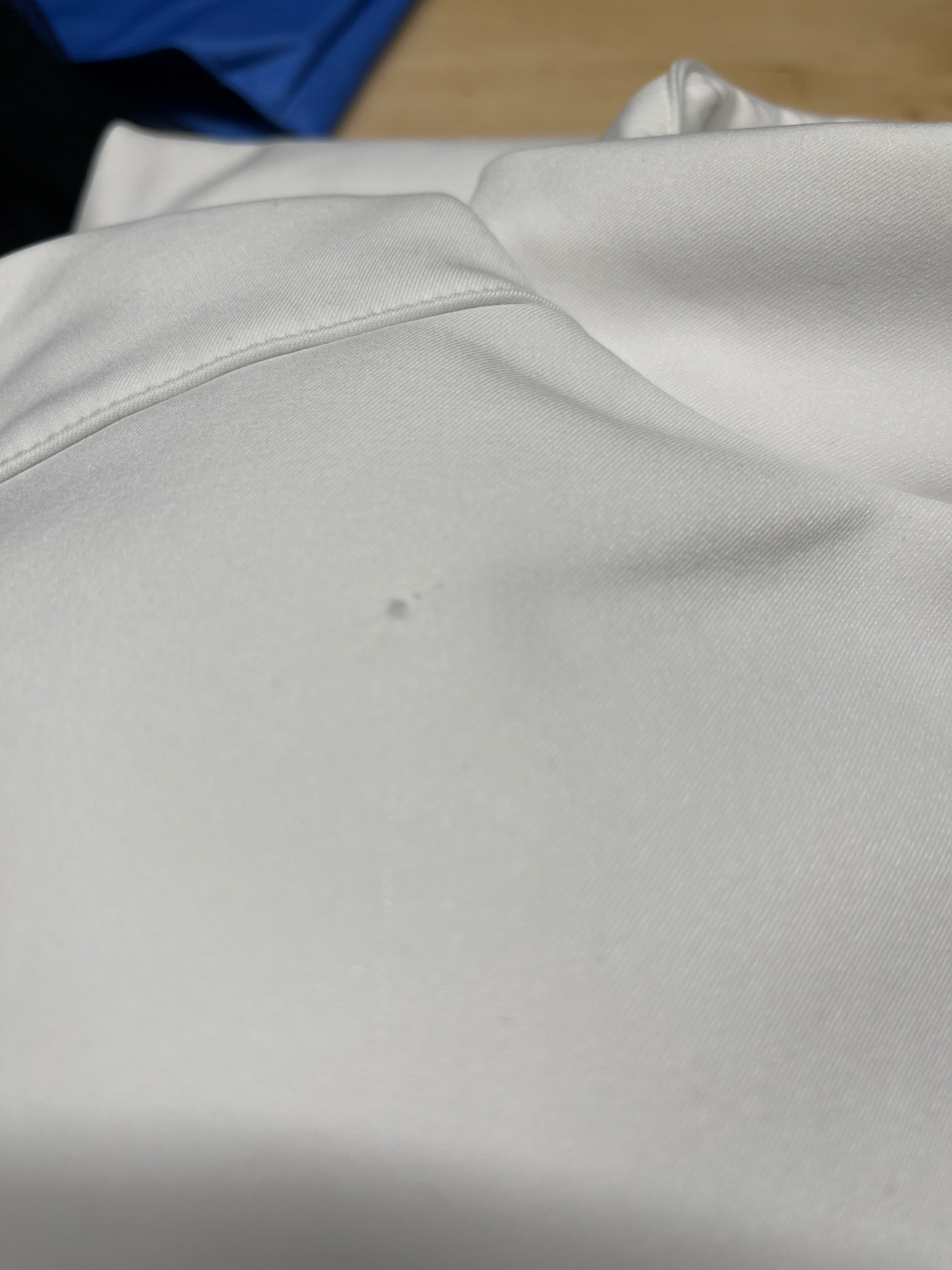 'Majestic White' in size 3XL tall (with imperfection)