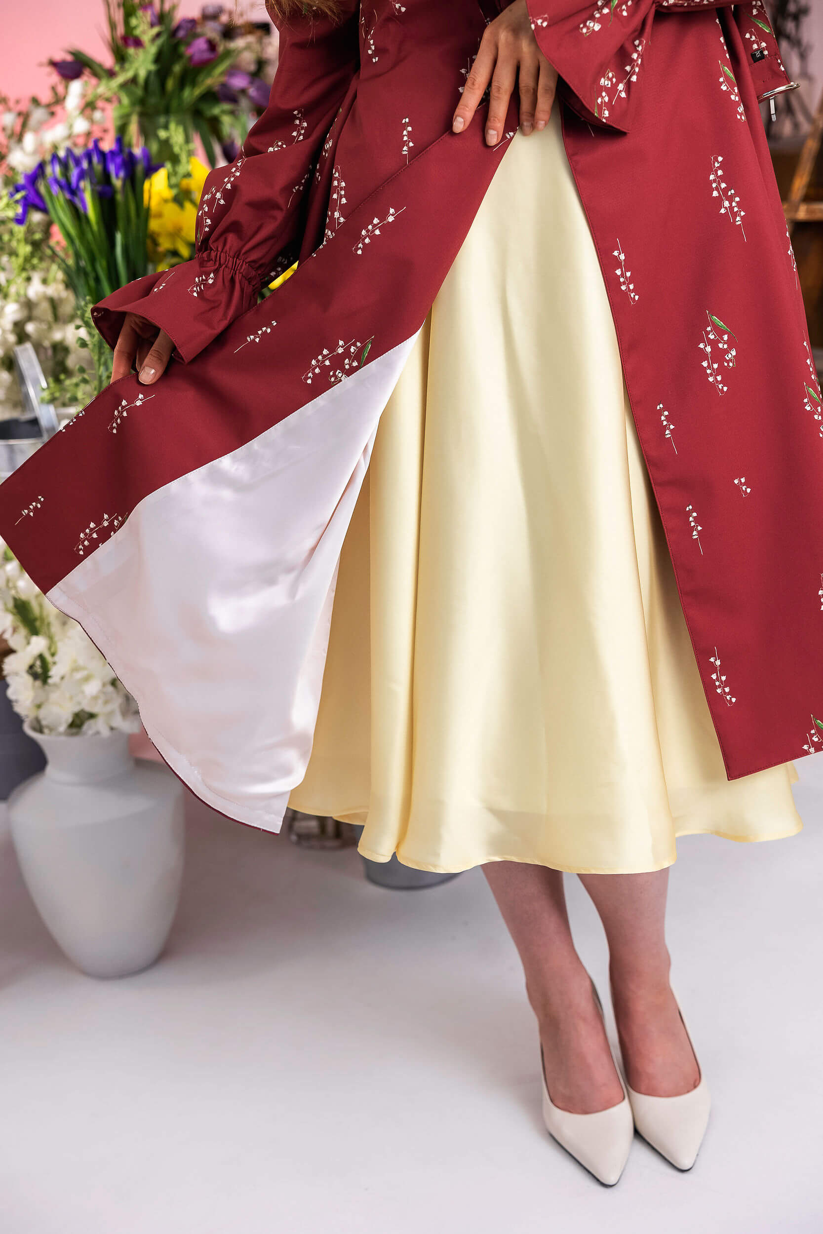 Romantic red coat with lily of the valley pattern