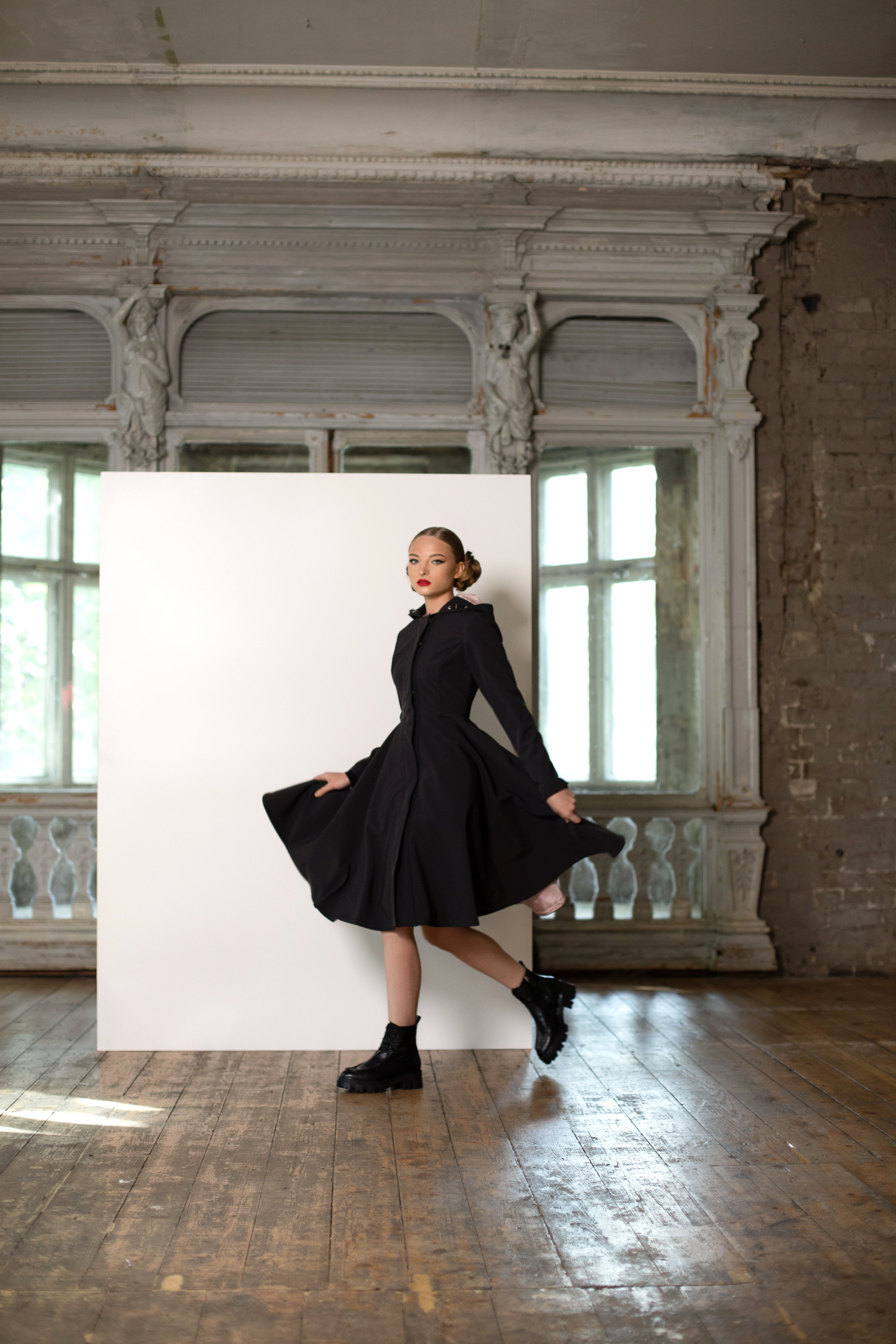 Long Black Women's Coat with full volume skirt