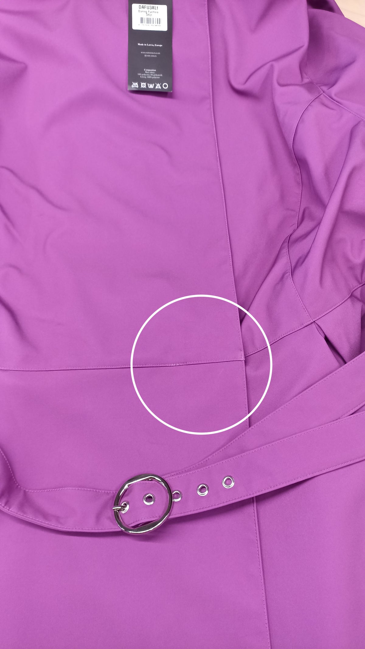 'Daring Fuchsia' coat in size 3XL tall (with imperfection)