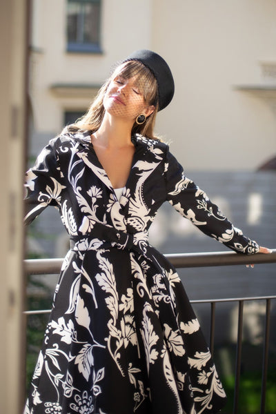 'Blooming Night' coat in size M tall (with imperfection)