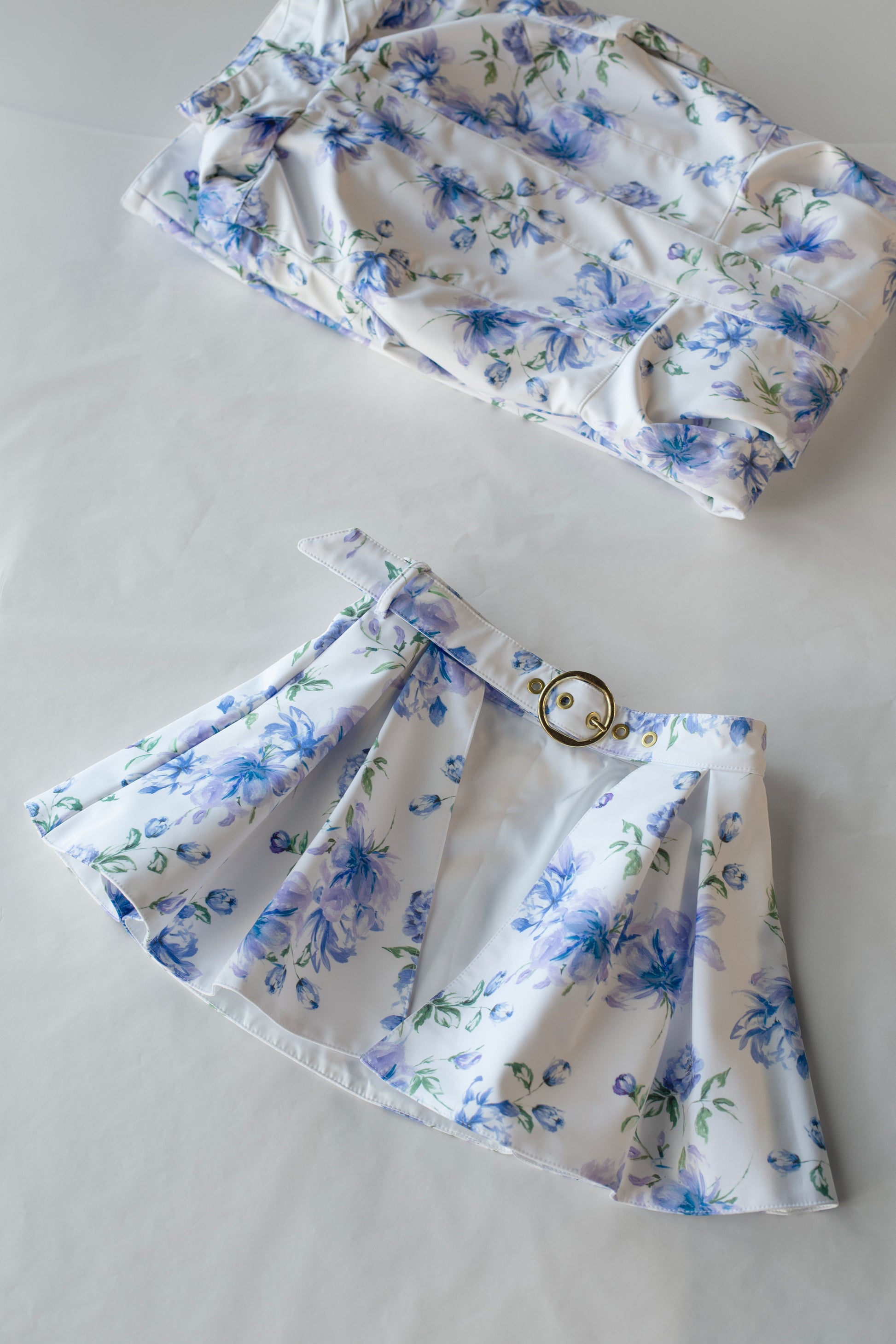 Peplum Belt in White with Blueish flower print