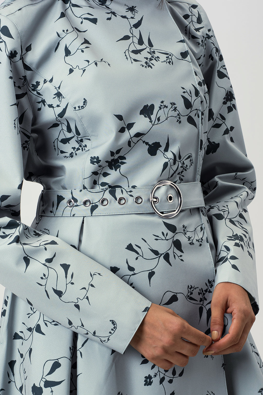 Double Breasted Trench Coat for Spring in Light Green | Minty Meadow