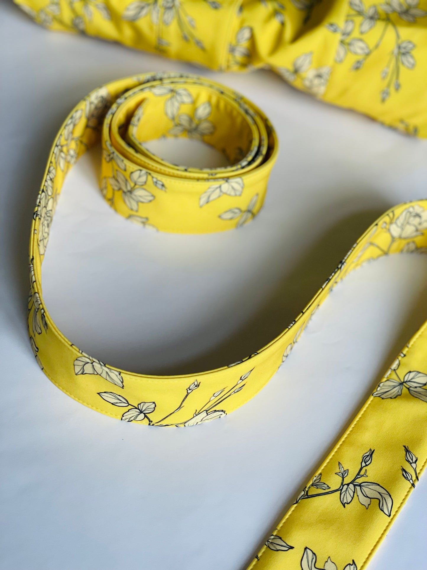 Yellow floral fabric belt with off-white rose print | Wild Rose
