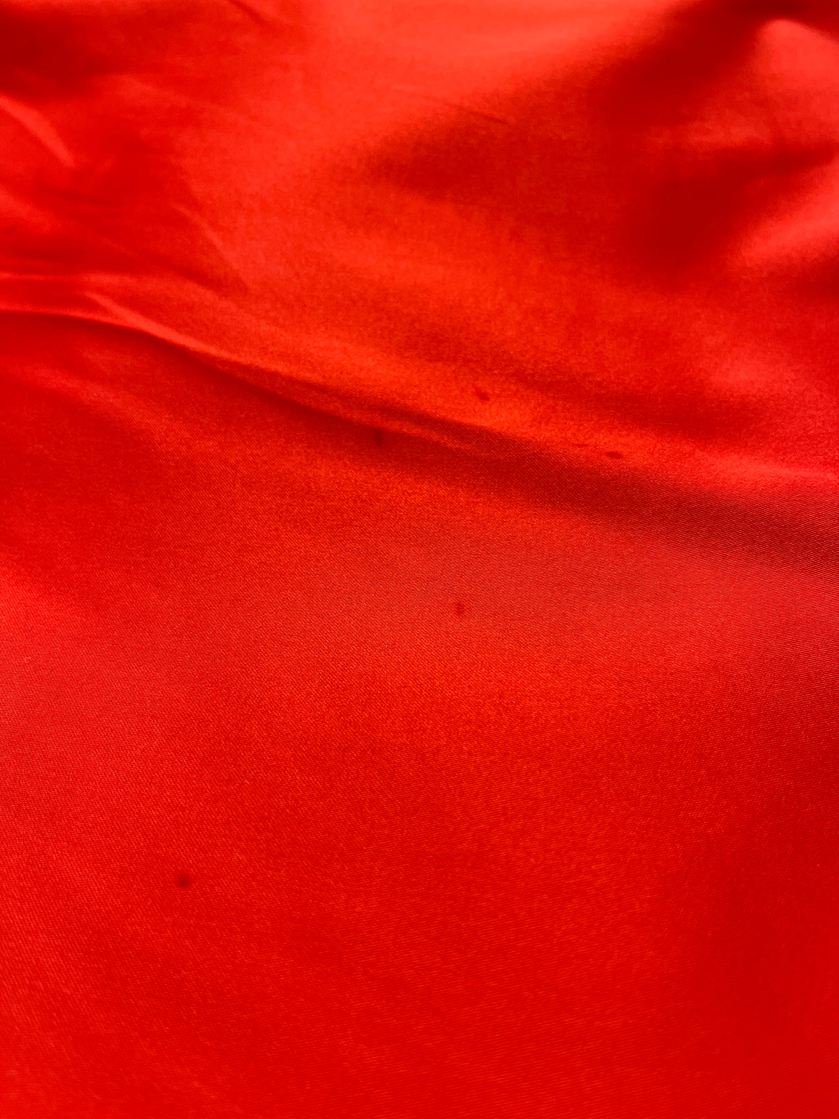 'Raven Red' coat in size XL (with imperfection)