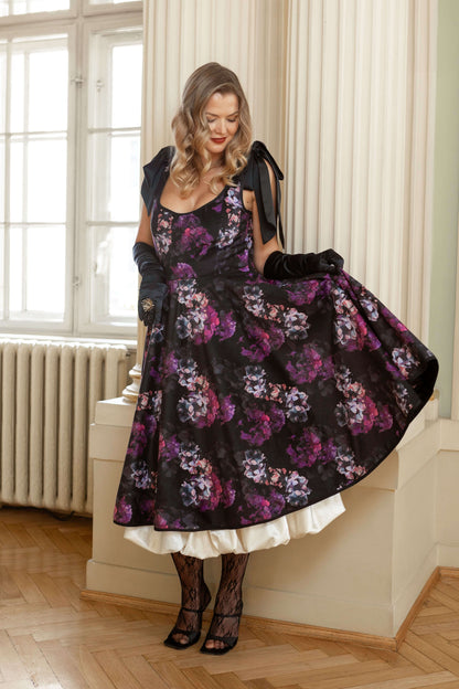 Velvet A-Line Dress with Tie Straps | Hortense in Love